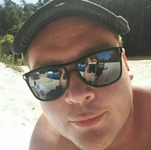 Meet your Posher, Stephen